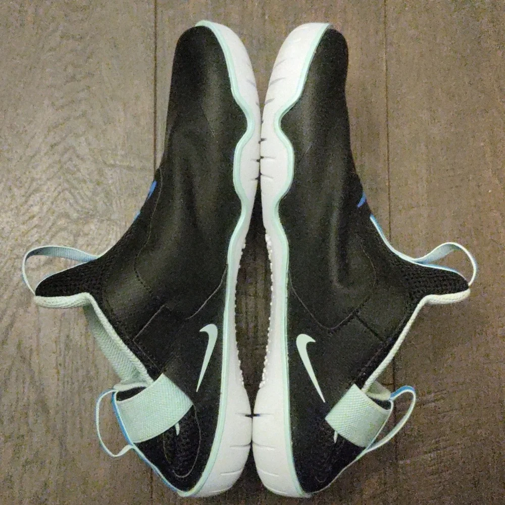 Nike "Zoom Pulse" Nursing Shoes/Sneakers_6